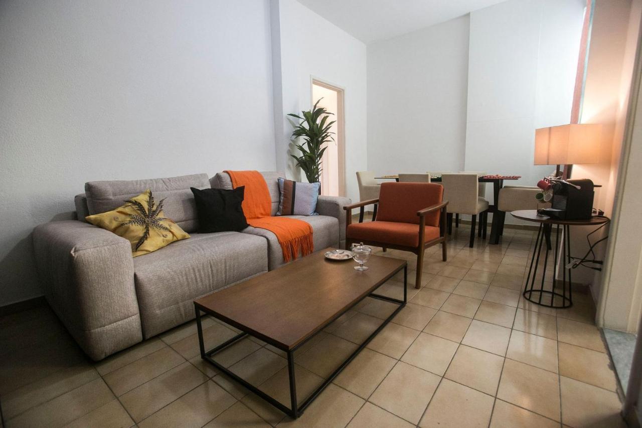 2 Quartos Em Copacabana 200 Metros Da Praia Appartement Rio de Janeiro Buitenkant foto